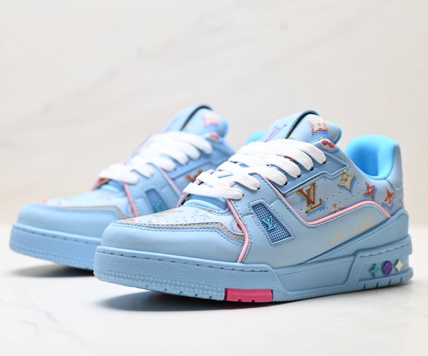 Unisex casual sneakers