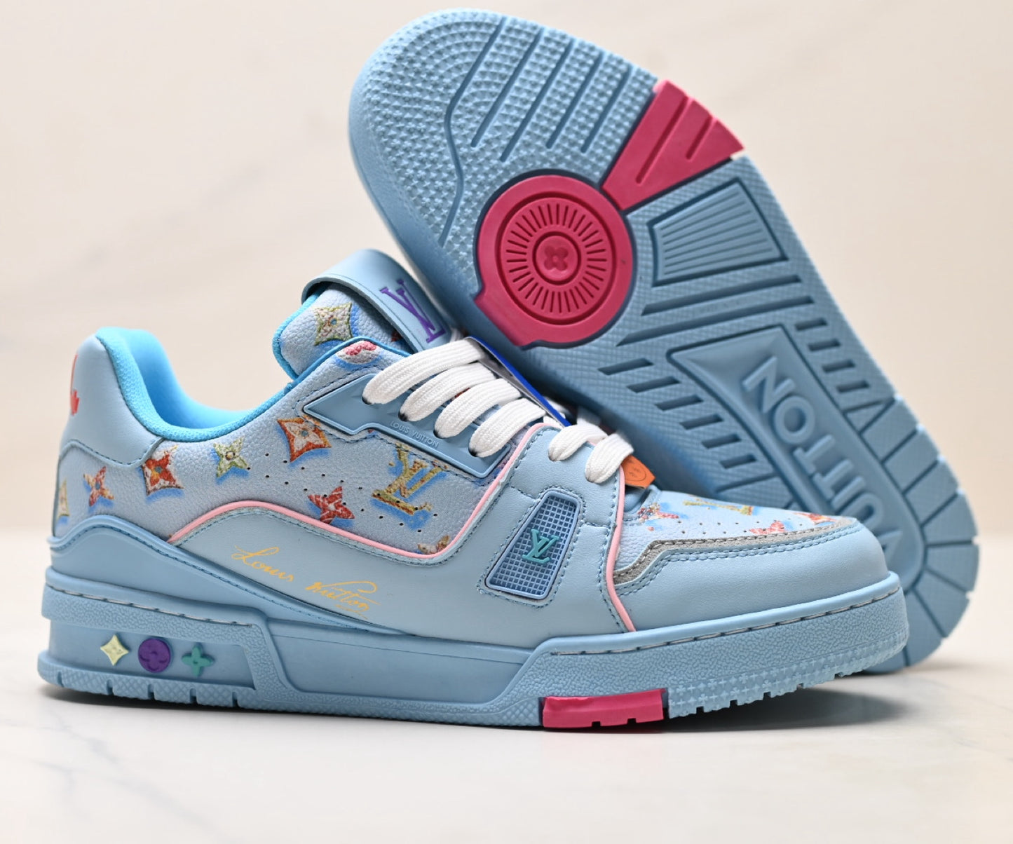 Unisex casual sneakers