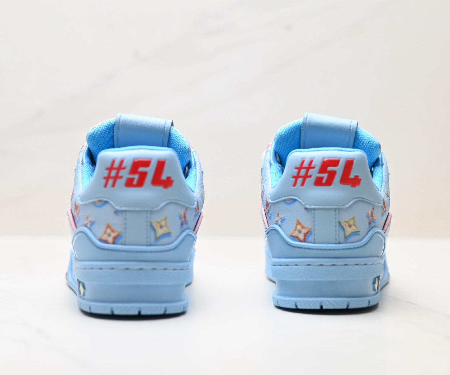 Unisex casual sneakers