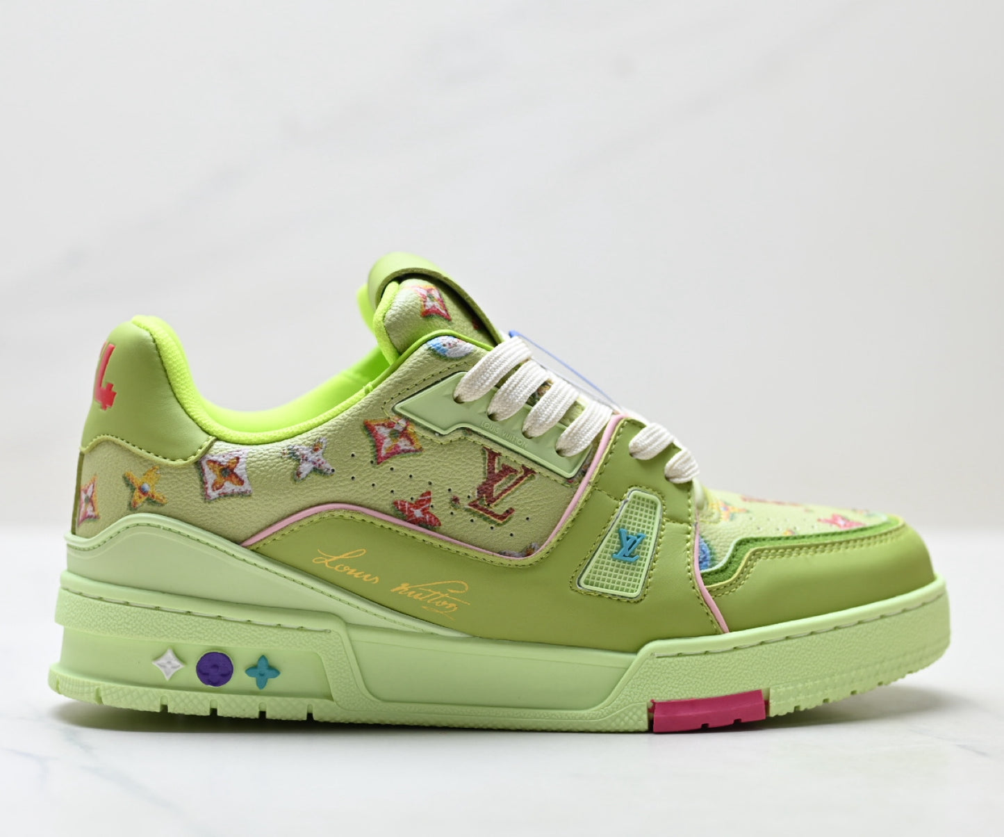 Unisex casual sneakers