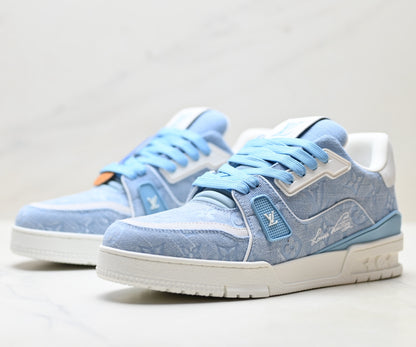 Unisex casual sneakers
