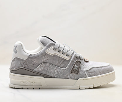 Unisex casual sneakers