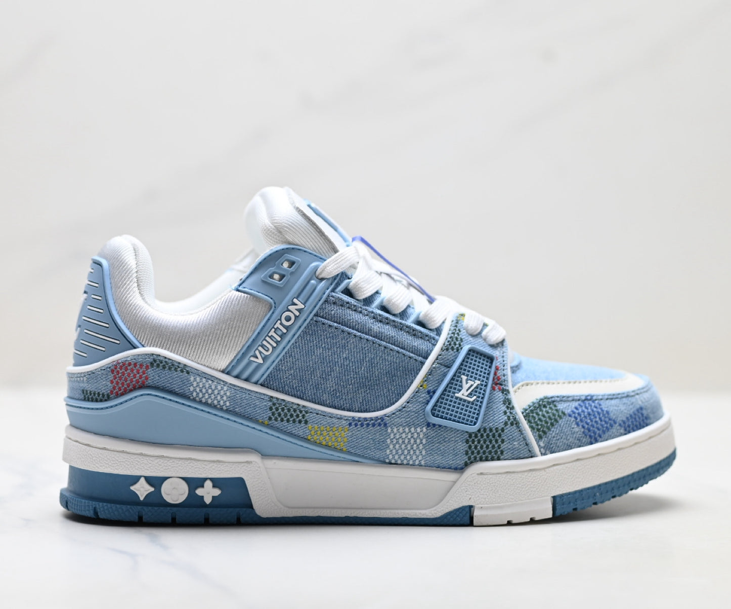 Unisex casual sneakers