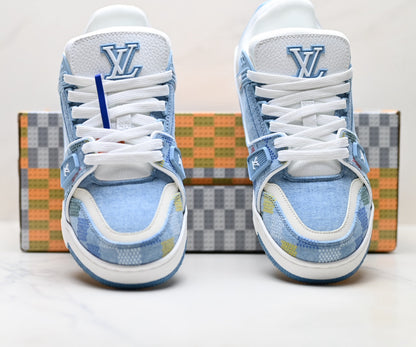 Unisex casual sneakers